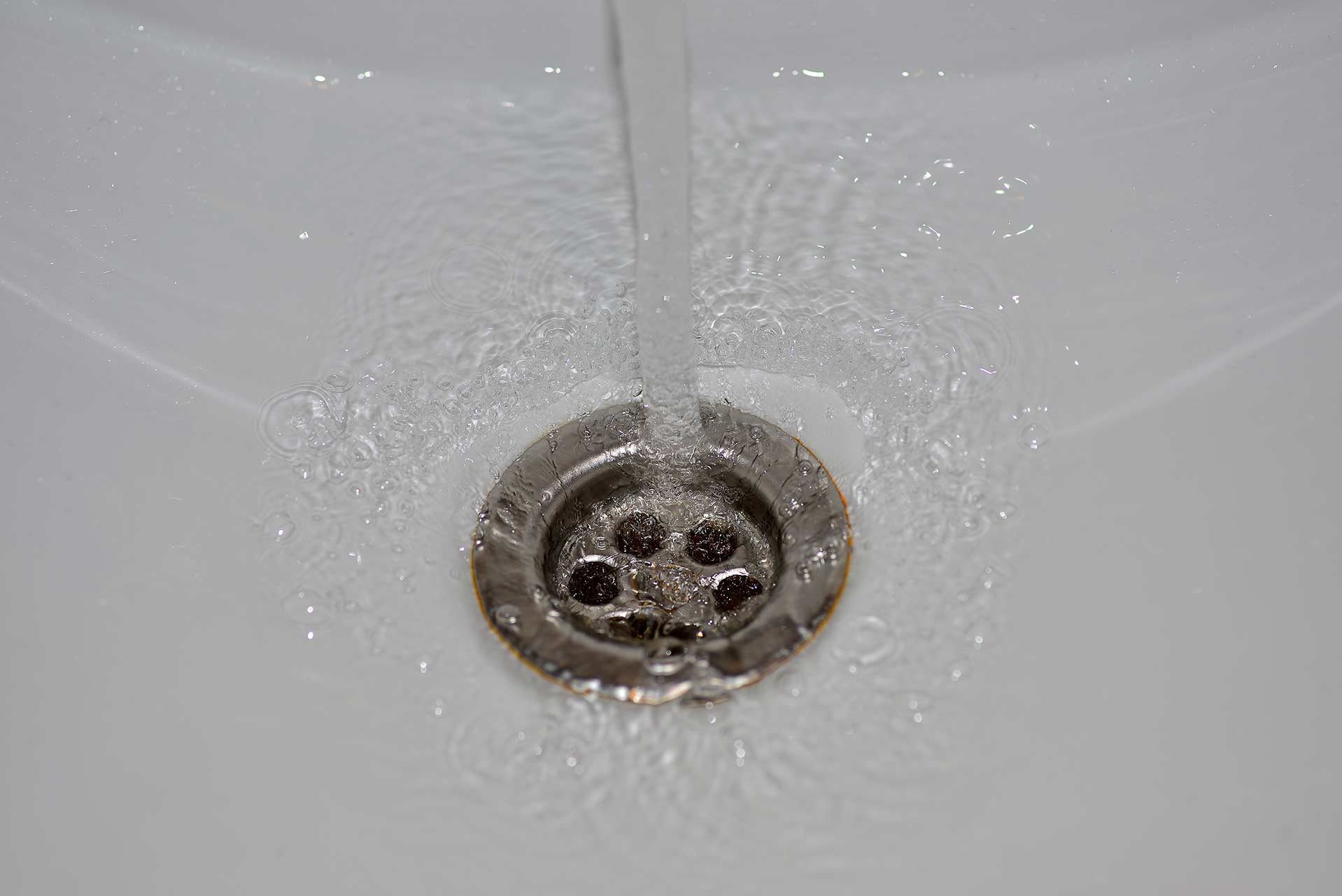 A2B Drains provides services to unblock blocked sinks and drains for properties in Birmingham.